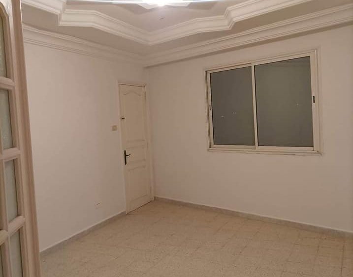 immobilier #realestate "#LocationMaison - House for rent Bien immobilier" "Agent immobilier" "Design d'intérieur" "Recherche de biens" "Portes ouvertes" KELIBIA