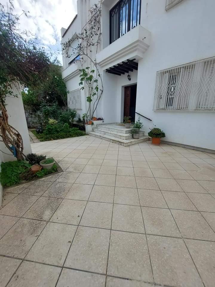 ImmobilierTunisie - Real estate Tunisia #MaisonsTunisiennes - Tunisian houses #VivreEnTunisie - Living in Tunisia TUNIS