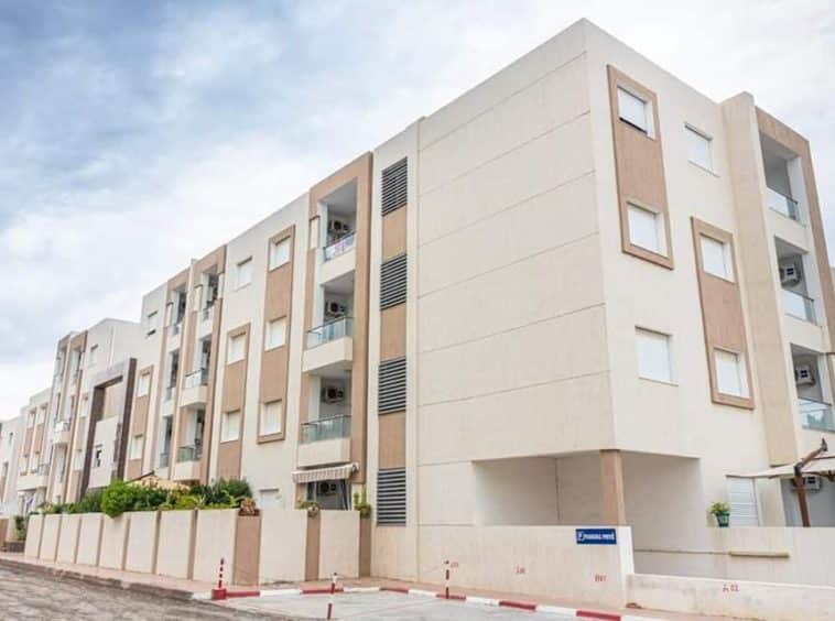 immobilier #realestate "#LocationMaison - House for rent Bien immobilier" "Agent immobilier" "Design d'intérieur" "Recherche de biens" "Portes ouvertes" KELIBIA