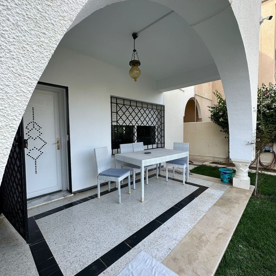 #ImmobilierTunisie - Real estate Tunisia #MaisonsTunisiennes - Tunisian houses #VivreEnTunisie - Living in Tunisia #PropriétésDeRêve - Dream properties HAMMAMET