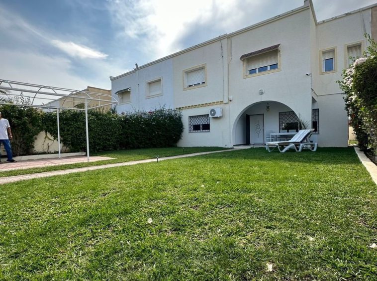 #ImmobilierTunisie - Real estate Tunisia #MaisonsTunisiennes - Tunisian houses #VivreEnTunisie - Living in Tunisia #PropriétésDeRêve - Dream properties HAMMAMET