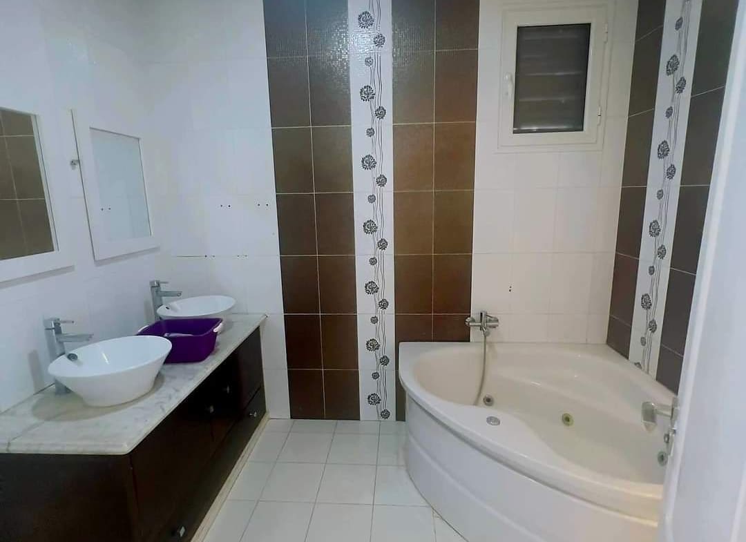 Apartment in ,