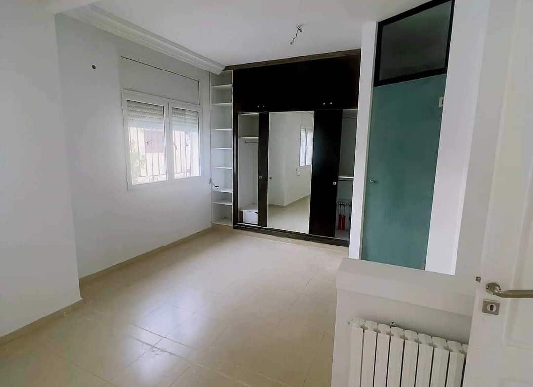 Apartment in ,