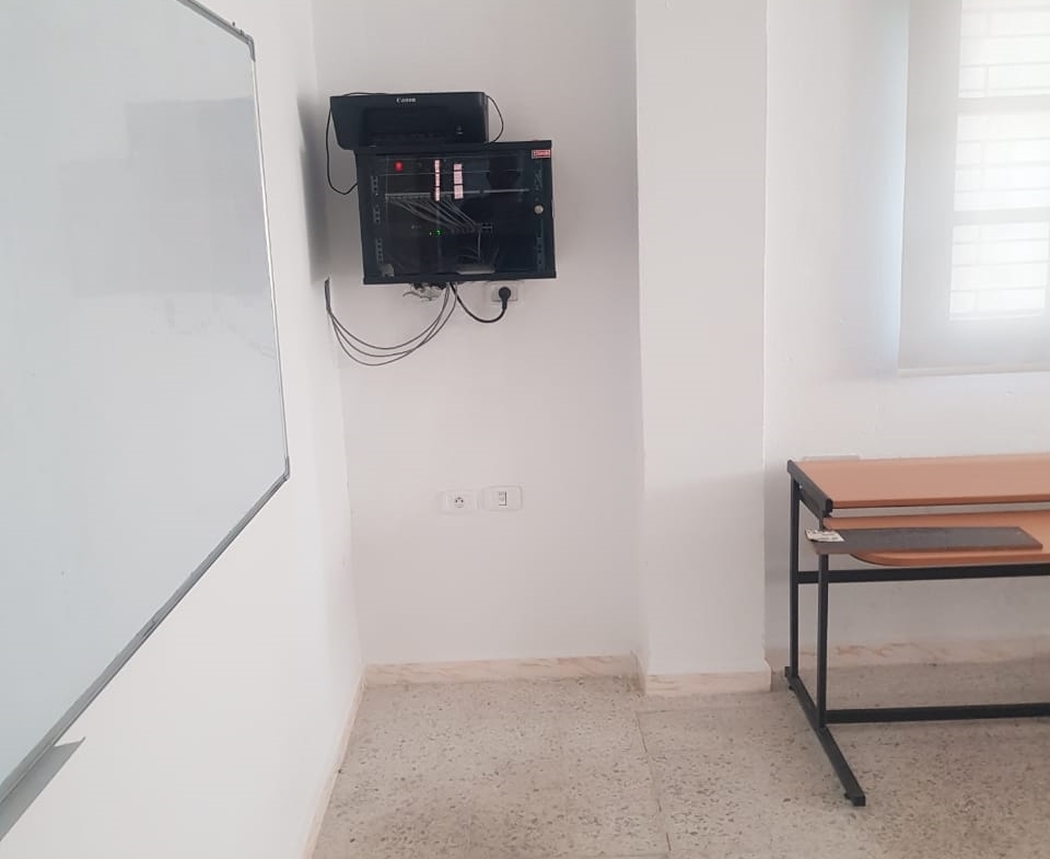 Commercial in Ariana,Mnihla