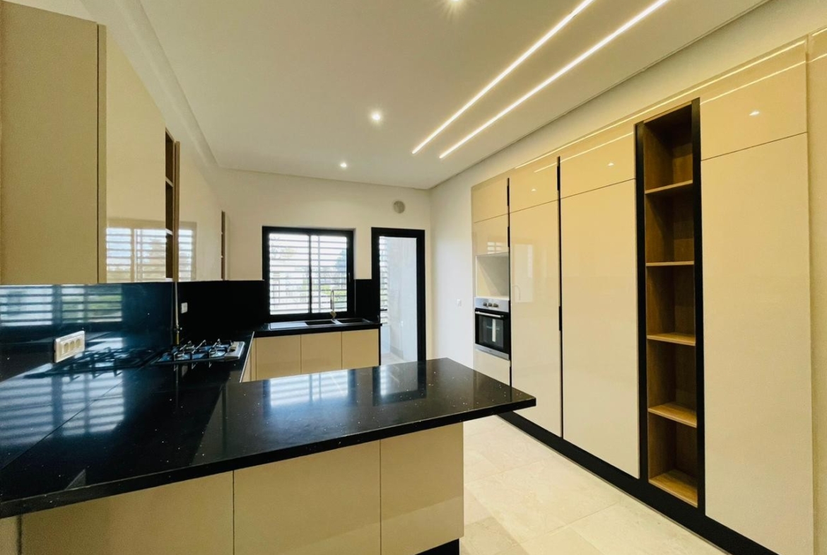 Apartment in ,