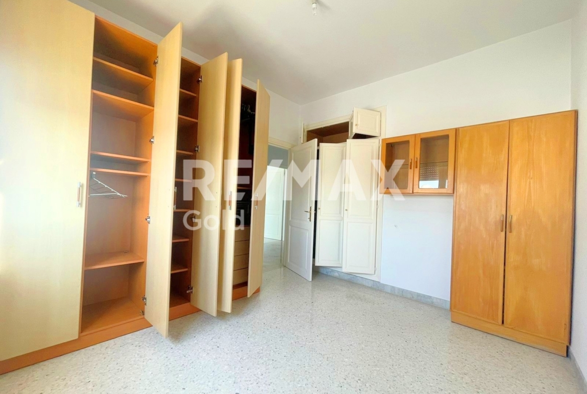 Apartment in ,