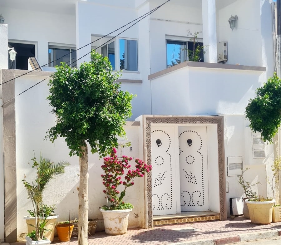 Villa in Manouba,Mannouba