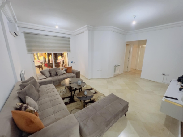 Apartment in ,