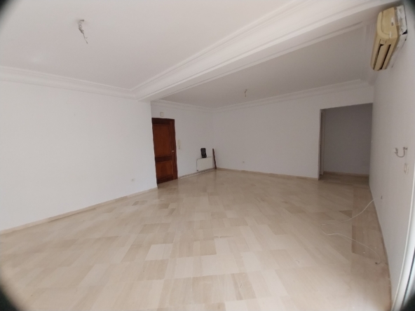 Apartment in ,
