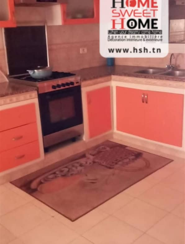 Commercial in Ariana,
