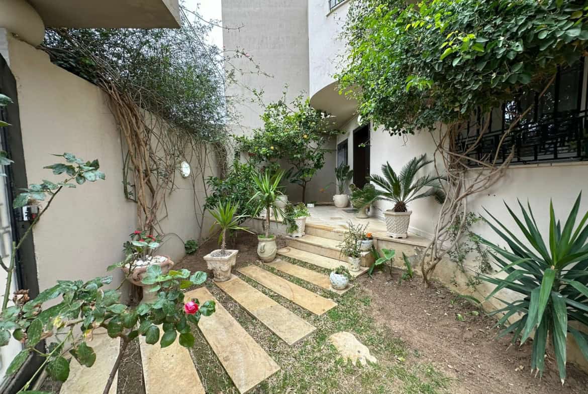 Apartment in ,ariana