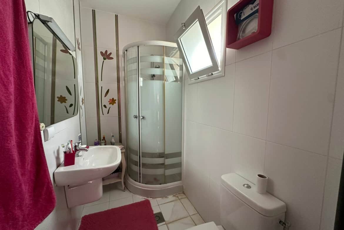 Apartment in ,ariana