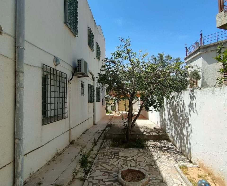 Villa in Ben arous,Nouvelle medina