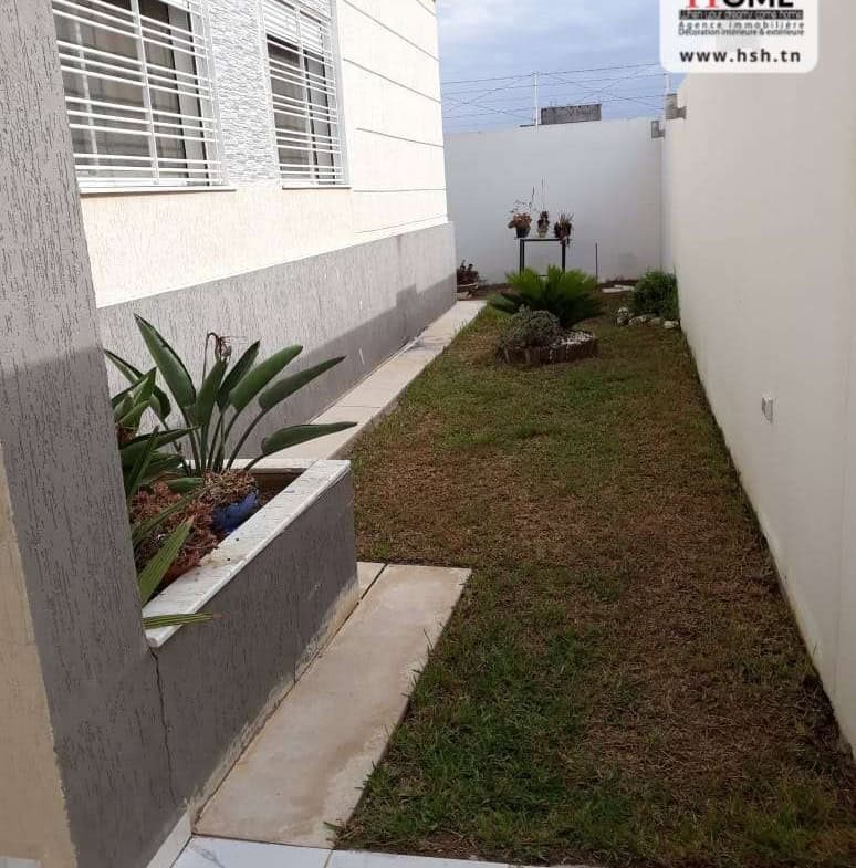 Villa in Ben arous,Bou mhel el bassatine