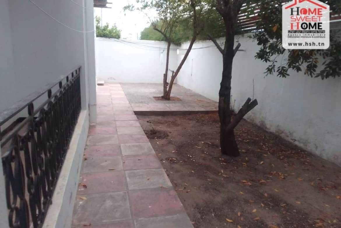 Villa in Ben arous,Ezzahra