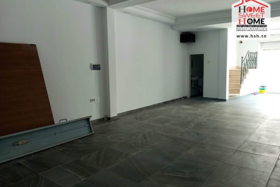 Commercial in Ariana,Ariana ville