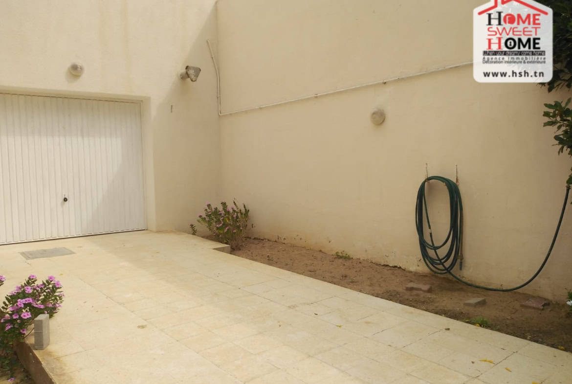 Villa in Ben arous,Hammam chatt