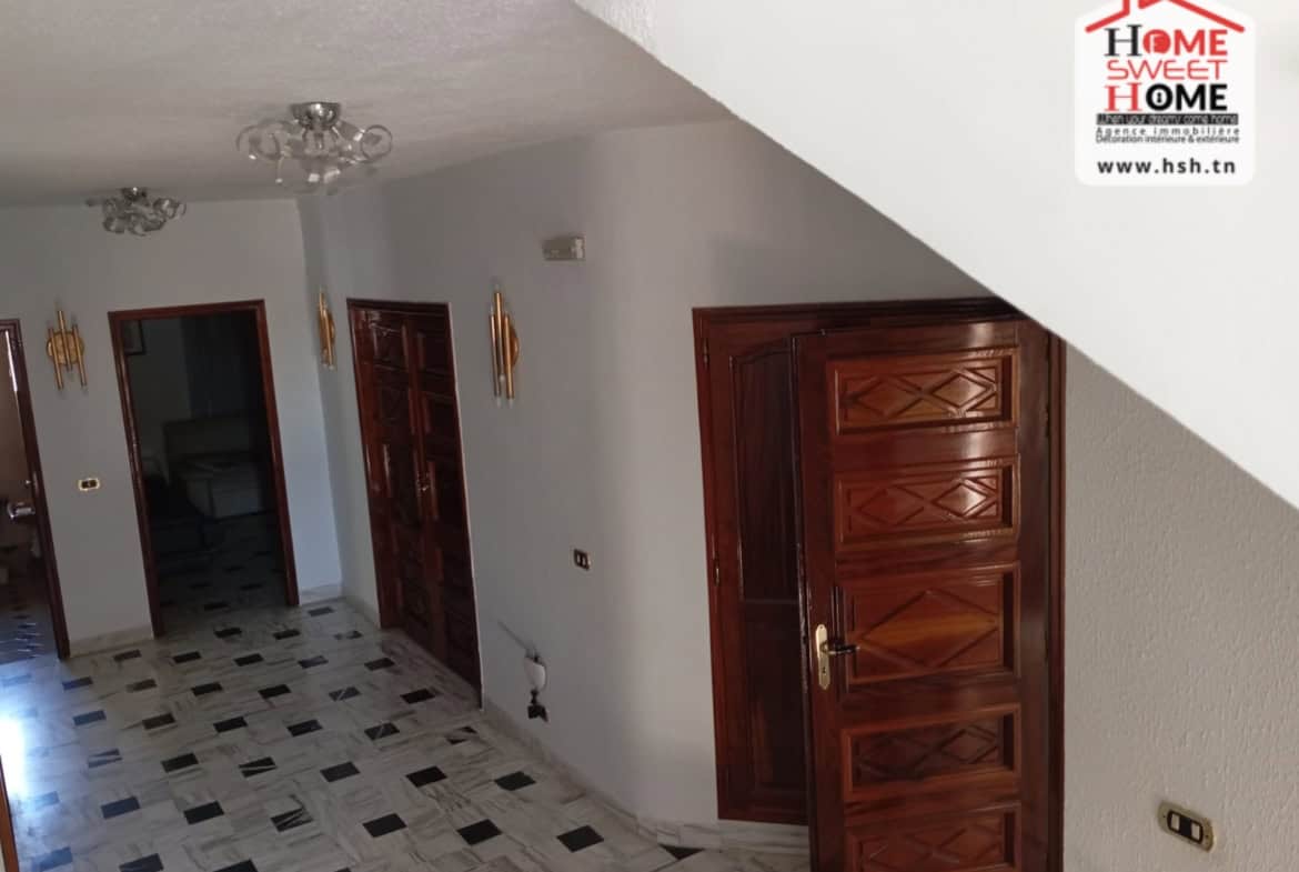 Villa in Tunis,El menzah