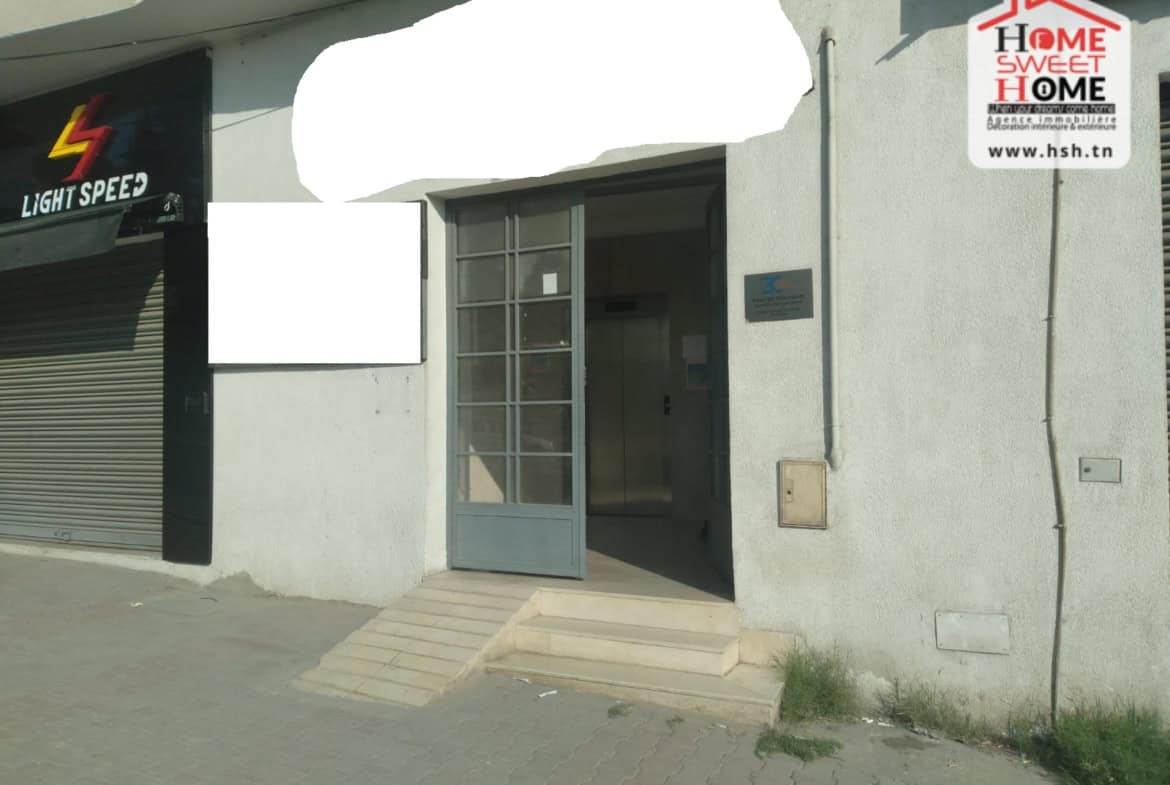à Vendre Bureau H2 Emibel à Tunis sidi el bechir Montfleury.